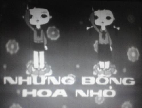 Những bông hoa nhỏ poster