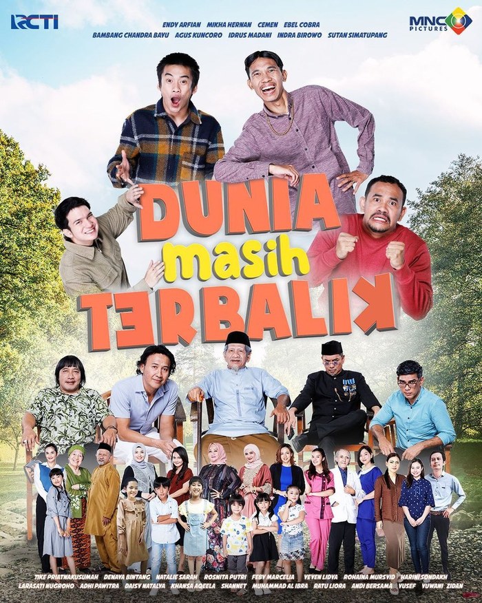 Dunia Masih Terbalik poster