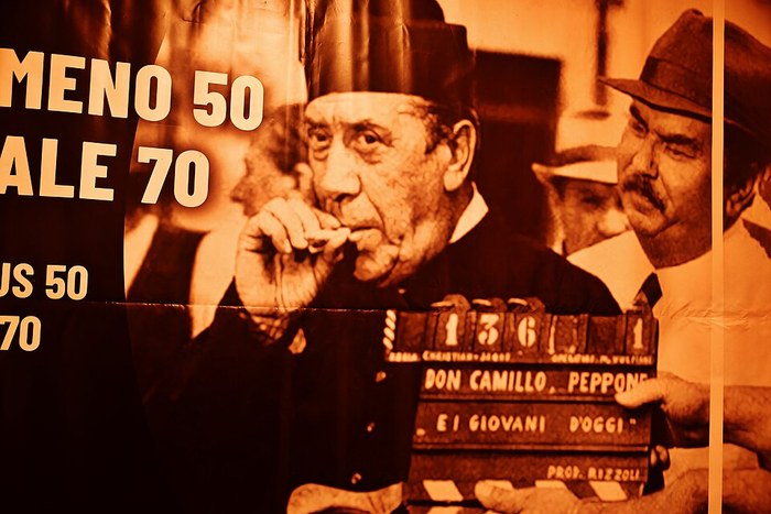 Don Camillo et ses contestataires poster