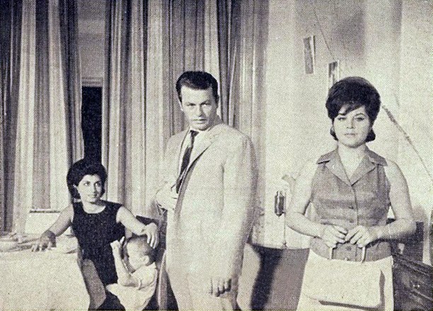 مرد سرگردان poster