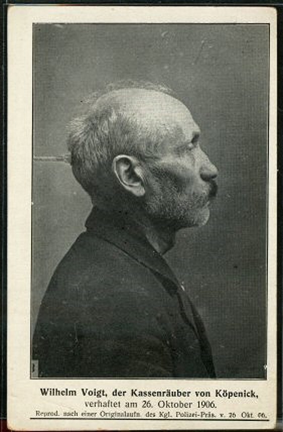 Der Hauptmann von Köpenick poster