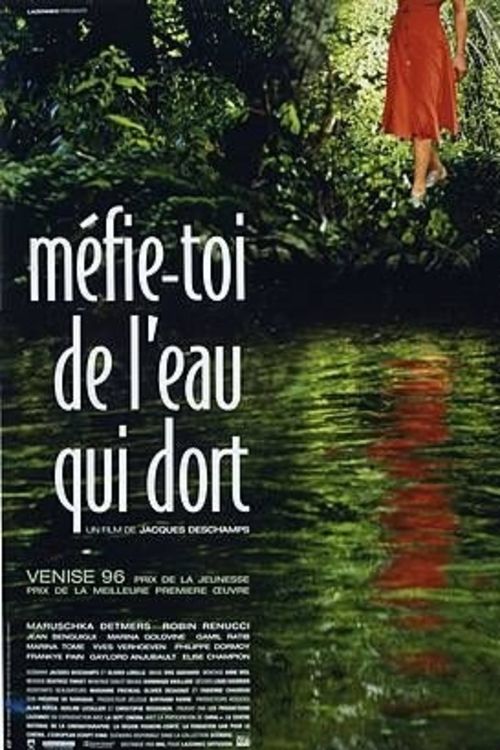 Mefie-toi de l'eau qui dort poster