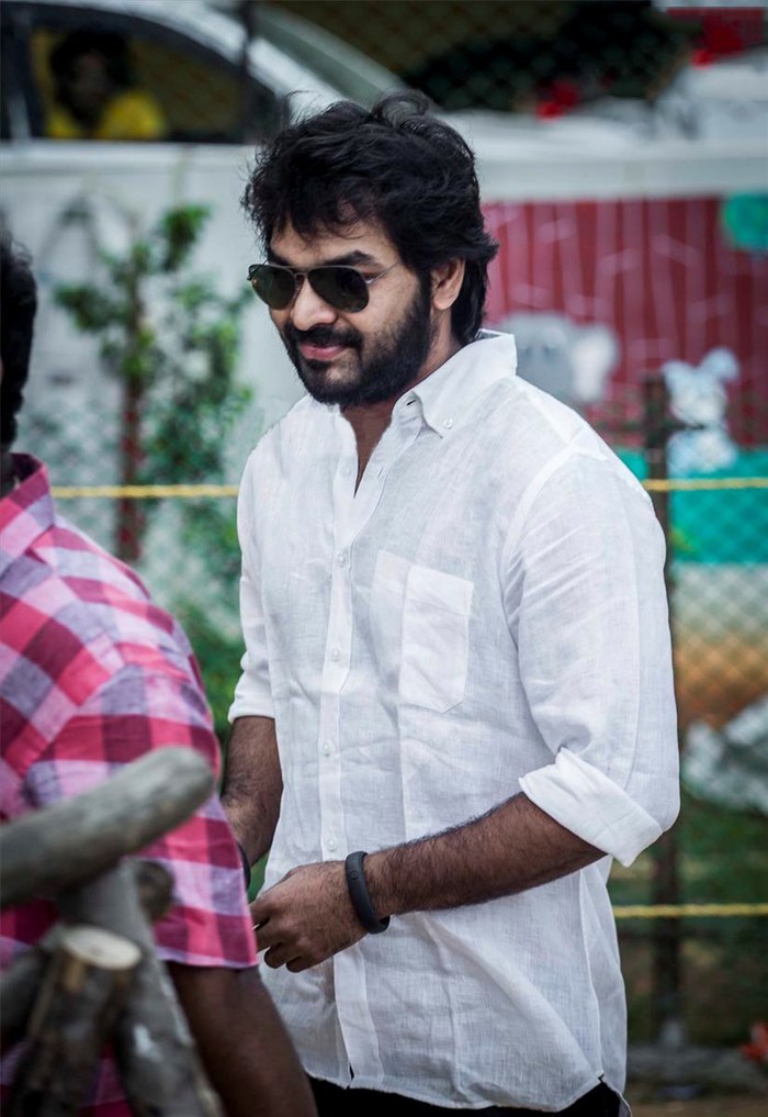 Kanavil Kanda Kadhal Kavithai poster