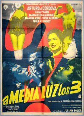 A media luz los tres poster