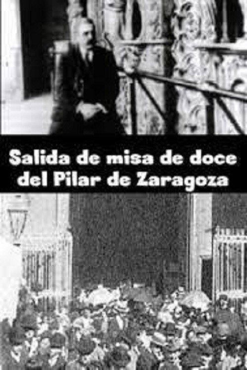 Salida de la misa de doce de la Iglesia del Pilar de Zaragoza poster