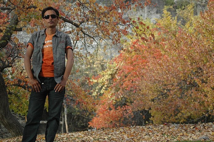 Safar Hai Shart poster